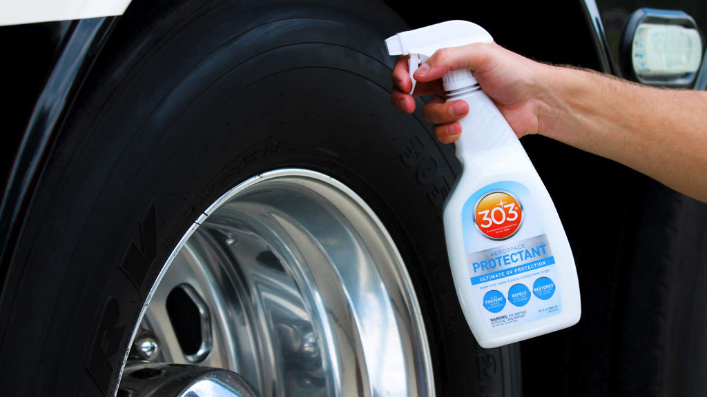 303 Aerospace Protectant for Vinyl, Plastic & Rubber, 1 Gallon