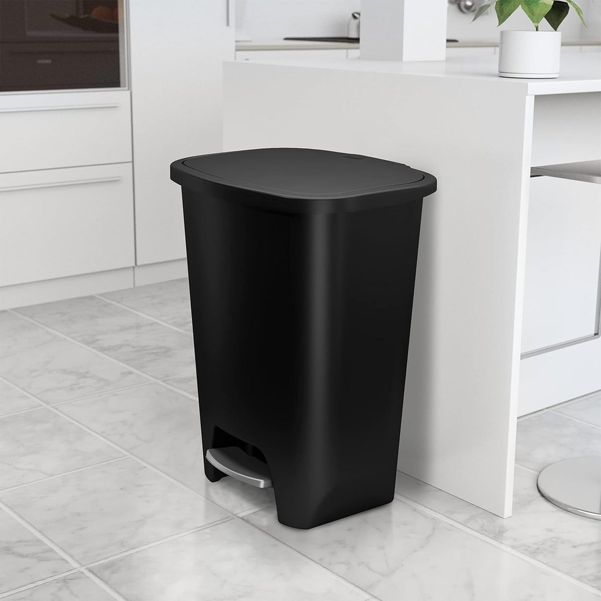 Glad Trash Can with Clorox Odor Protection | Plastic Bin, 13 Gal, Black