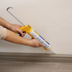 Bates- Caulking Gun, 10:1 Thrust Ratio, Orange, No Drip Sealant Gun