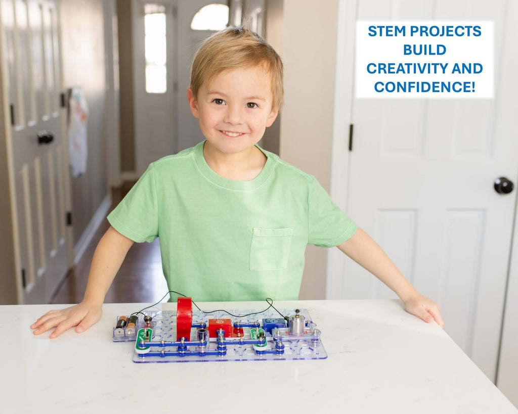 SNAP CIRCUITS Classic SC-300 STEM Electronics Kit, 300+ Projects, Ages 8+