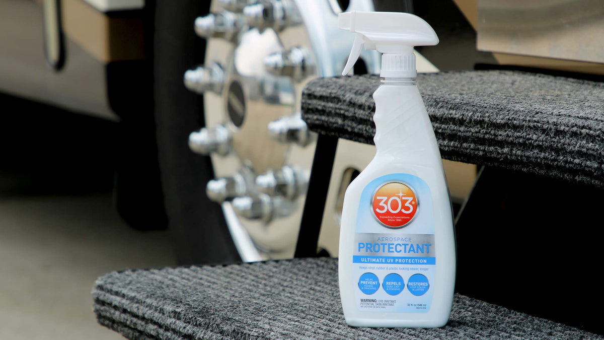 303 Aerospace Protectant for Vinyl, Plastic & Rubber, 1 Gallon