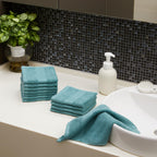 Amazon Basics Fade-Resistant 100% Cotton Bath Towel, 30"x54", Teal Green, 2-Pack