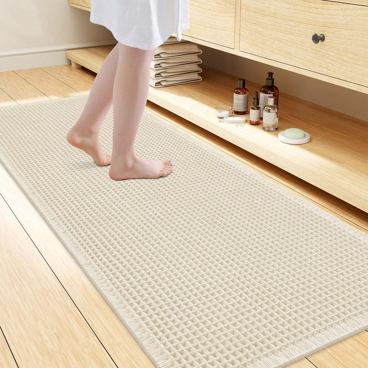 Smiry Waffle Bath Mat 24X16, Extra Soft Absorbent Bathroom Rugs, Black